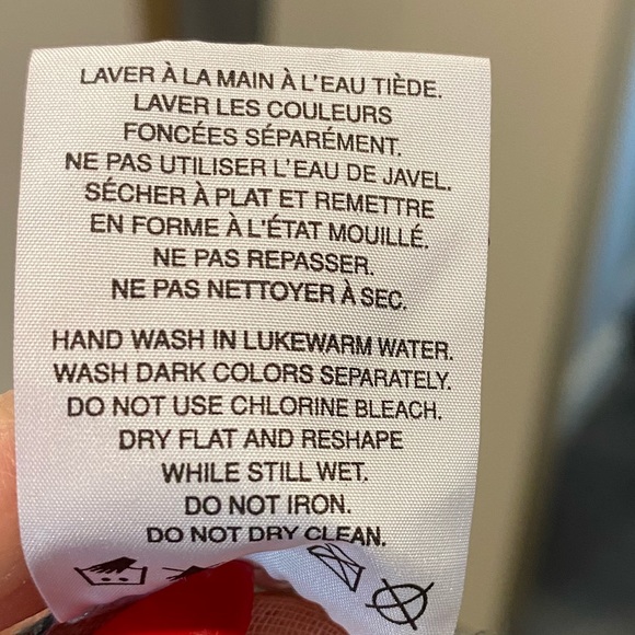 Scarf with pattern - Picture 8 of 8